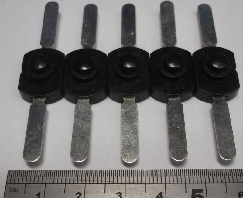 Latching Push Button On/Off Switch - Pack of 5 - 5.5 cm